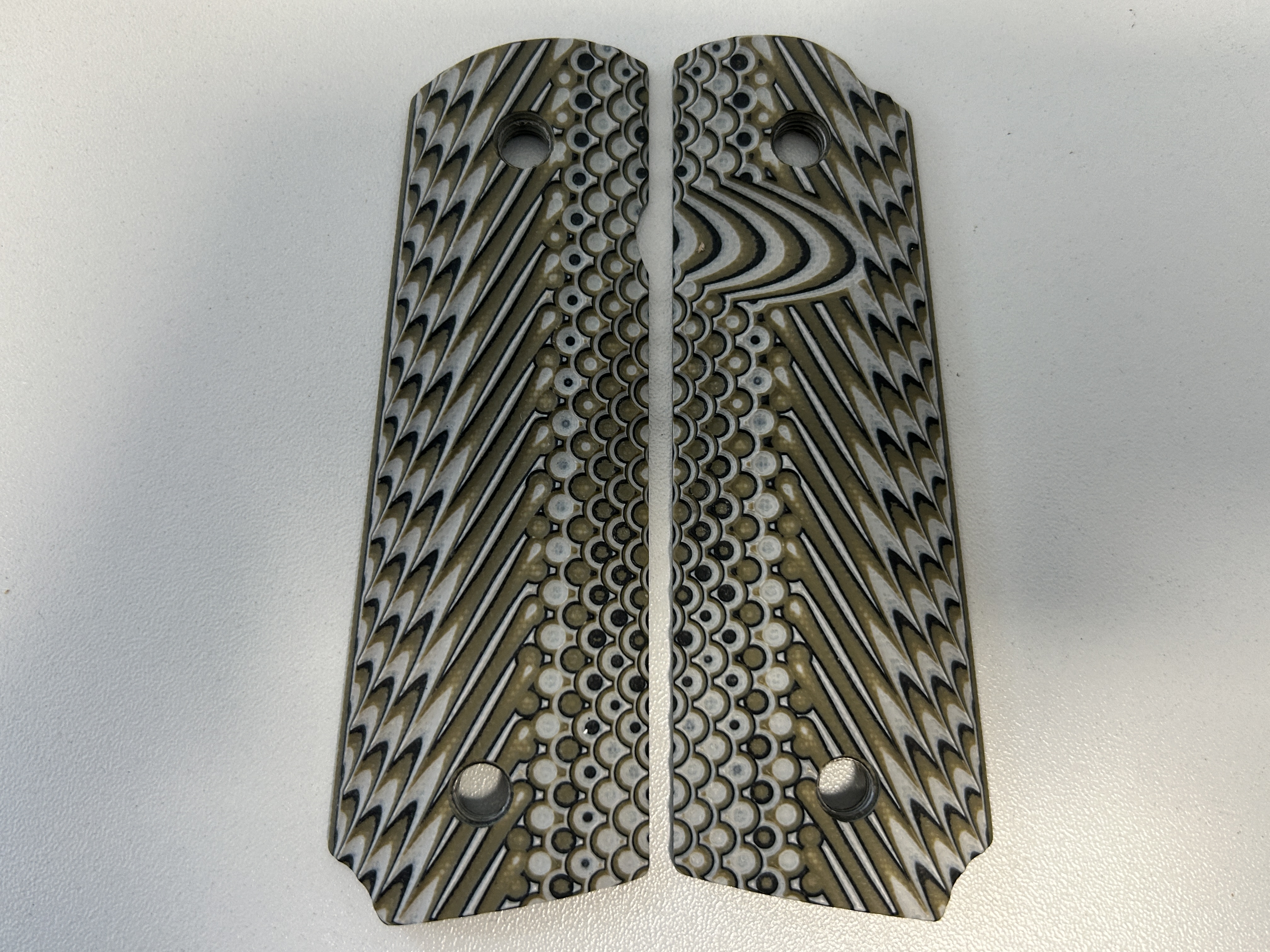 VZ Operator II  Griffschalen für Colt 1911  Full Size