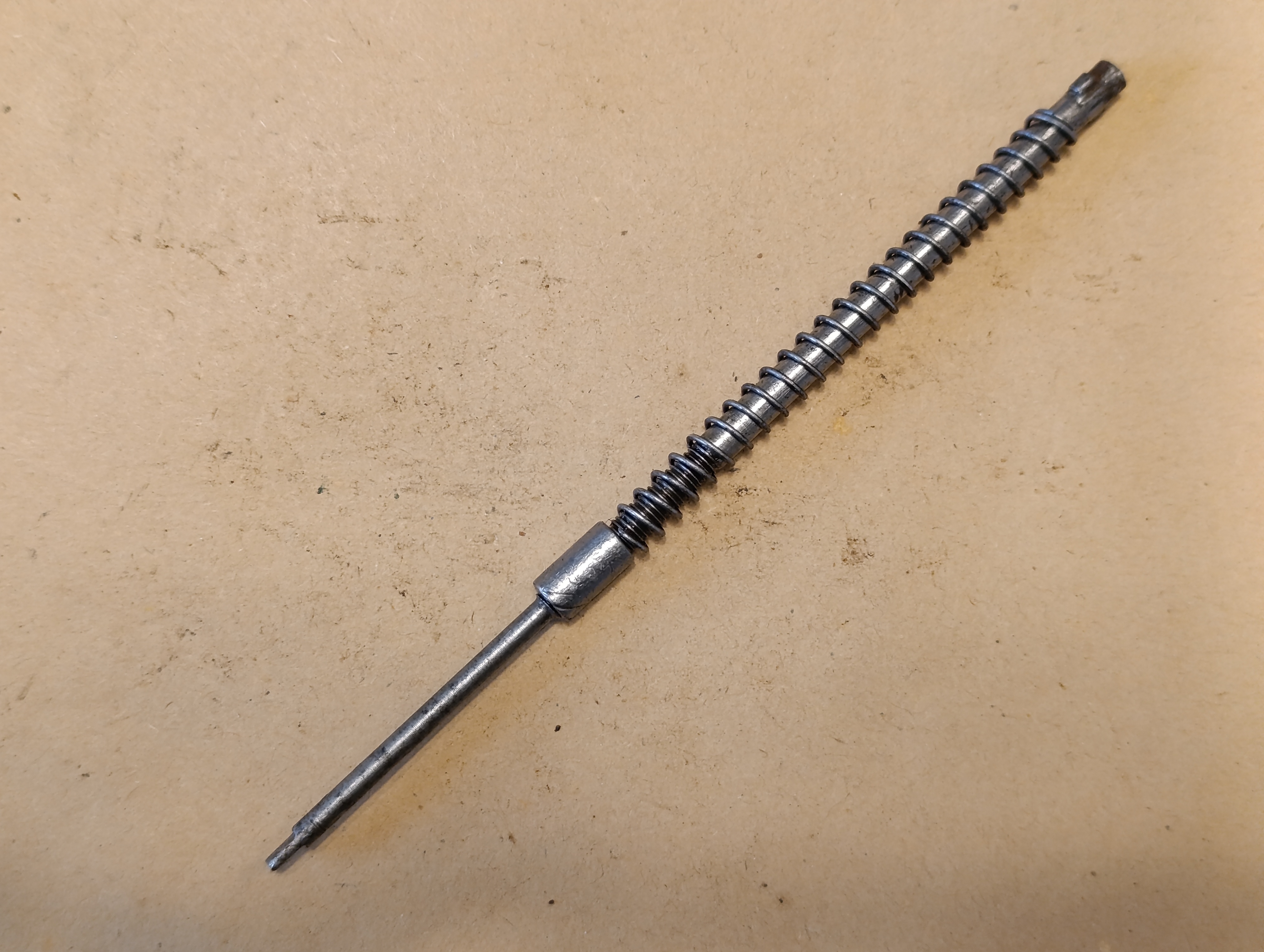 Zugstange + Feder + Mutter für Pistole Frommer Stop 7,65