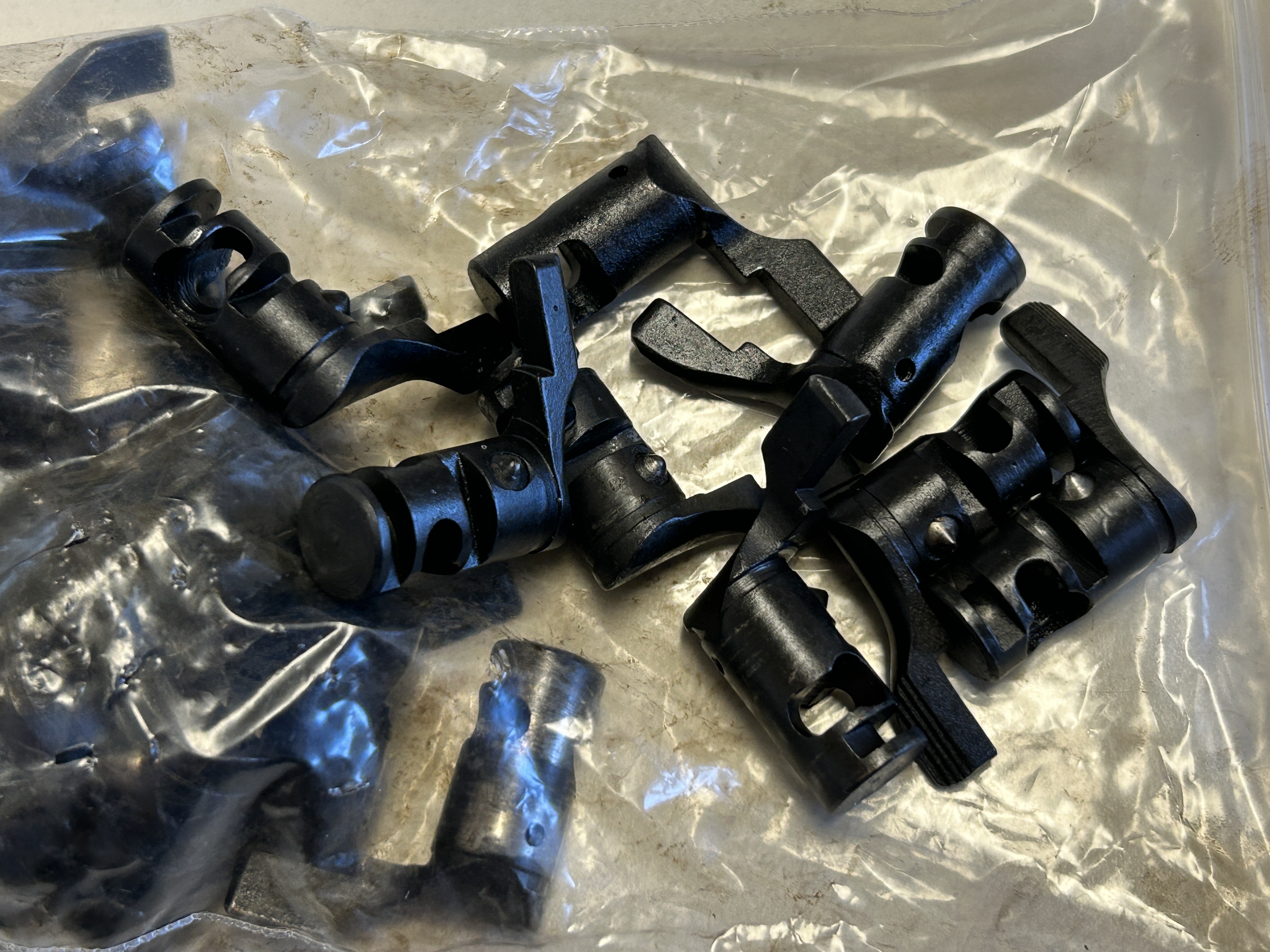 Walther P1 Sicherungshebel mit Feder und Bolzen komplett