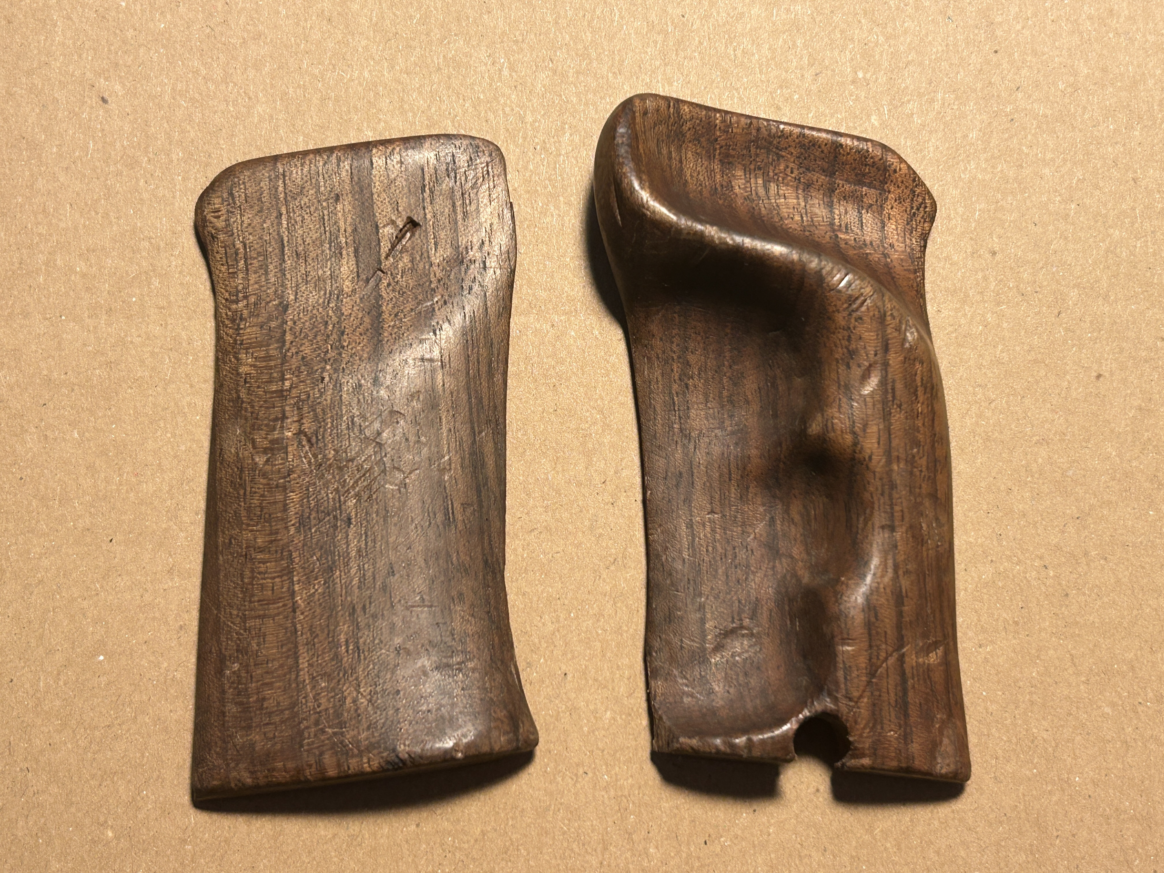 Griffschalen passent zu Steyr M1912  Gebraucht nicht Original