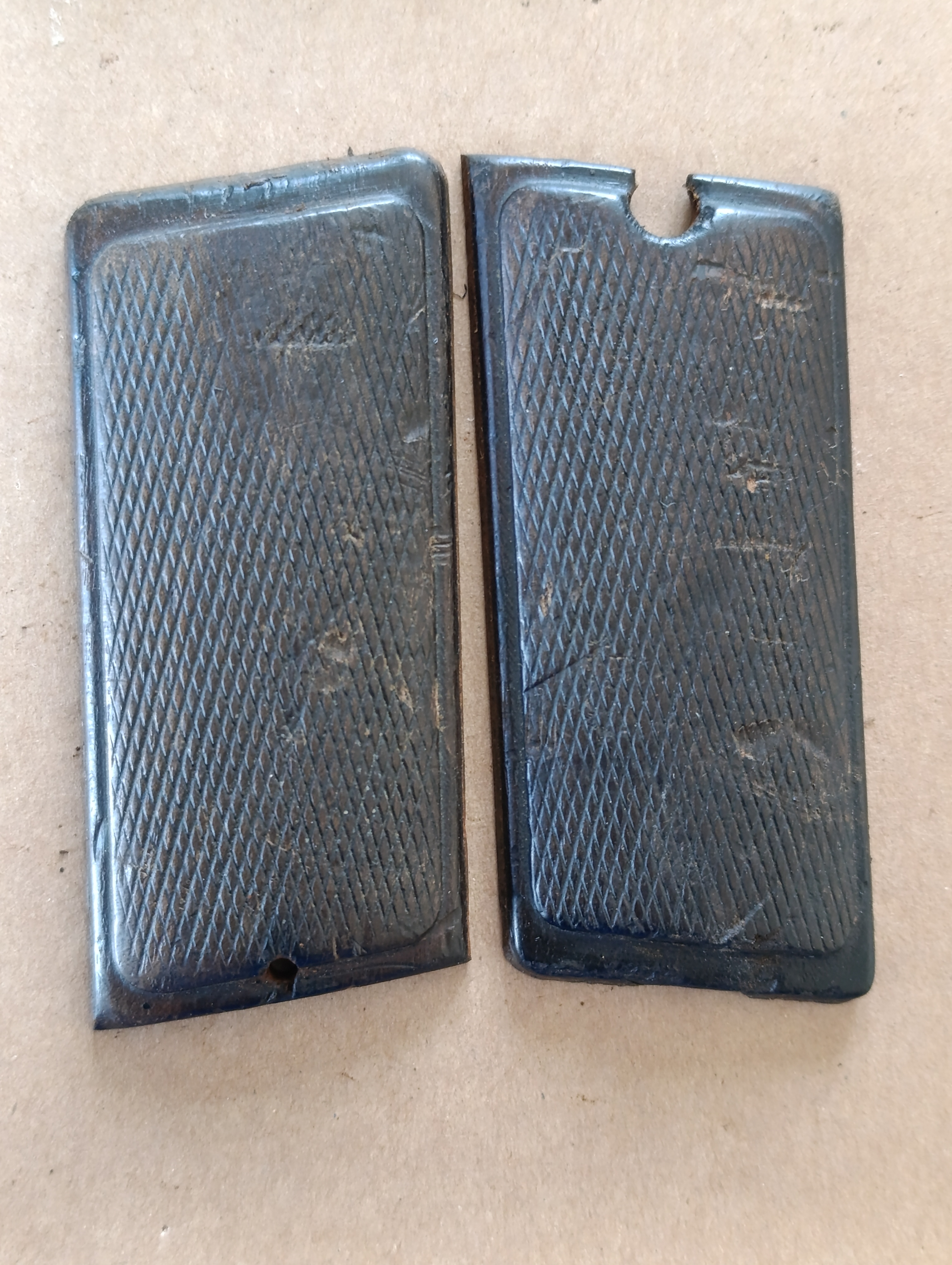 Griffschalen für Steyr M 1912