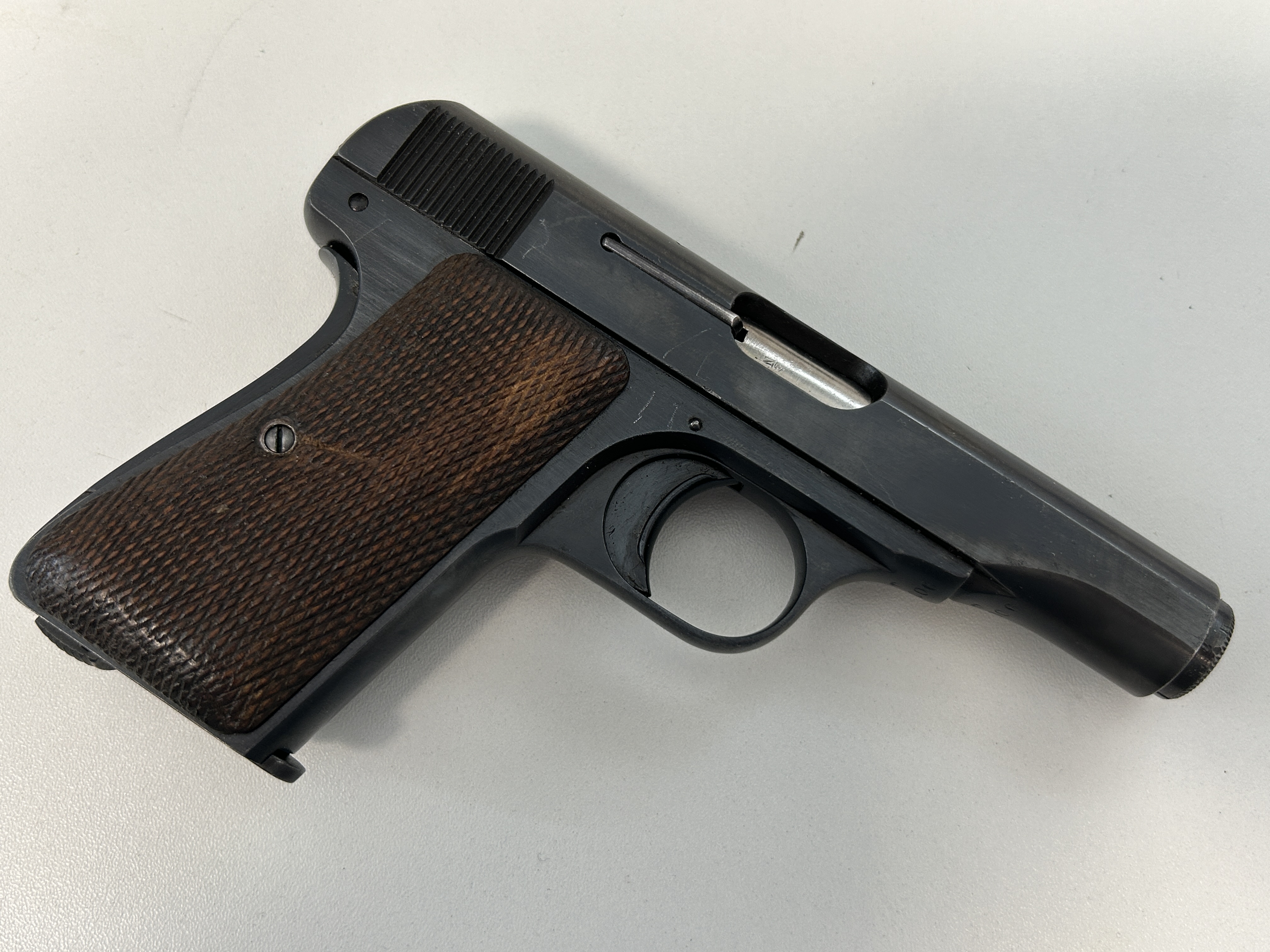 Pistole DWM Modell 1923