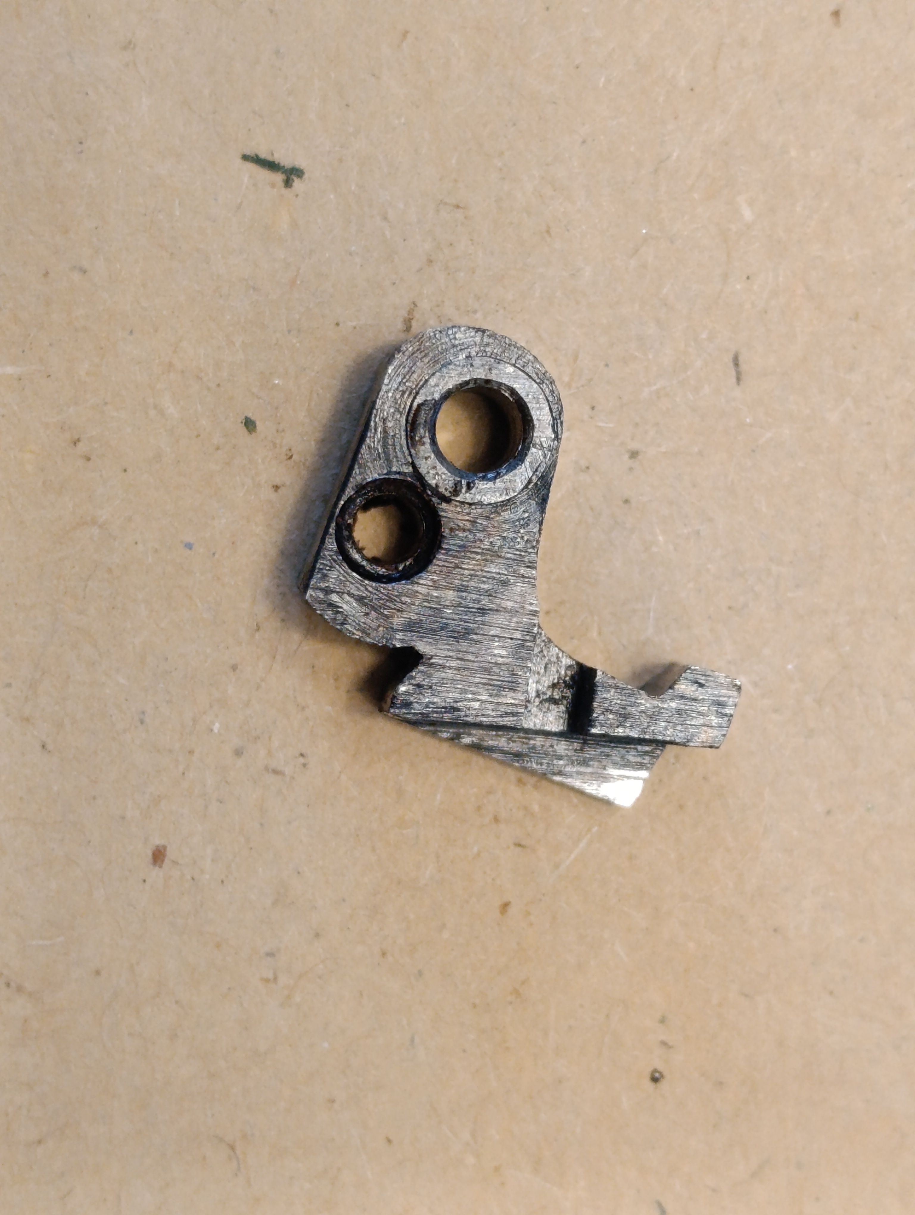 Abzugstollen Teil 1 für Pistole MAB Modell D