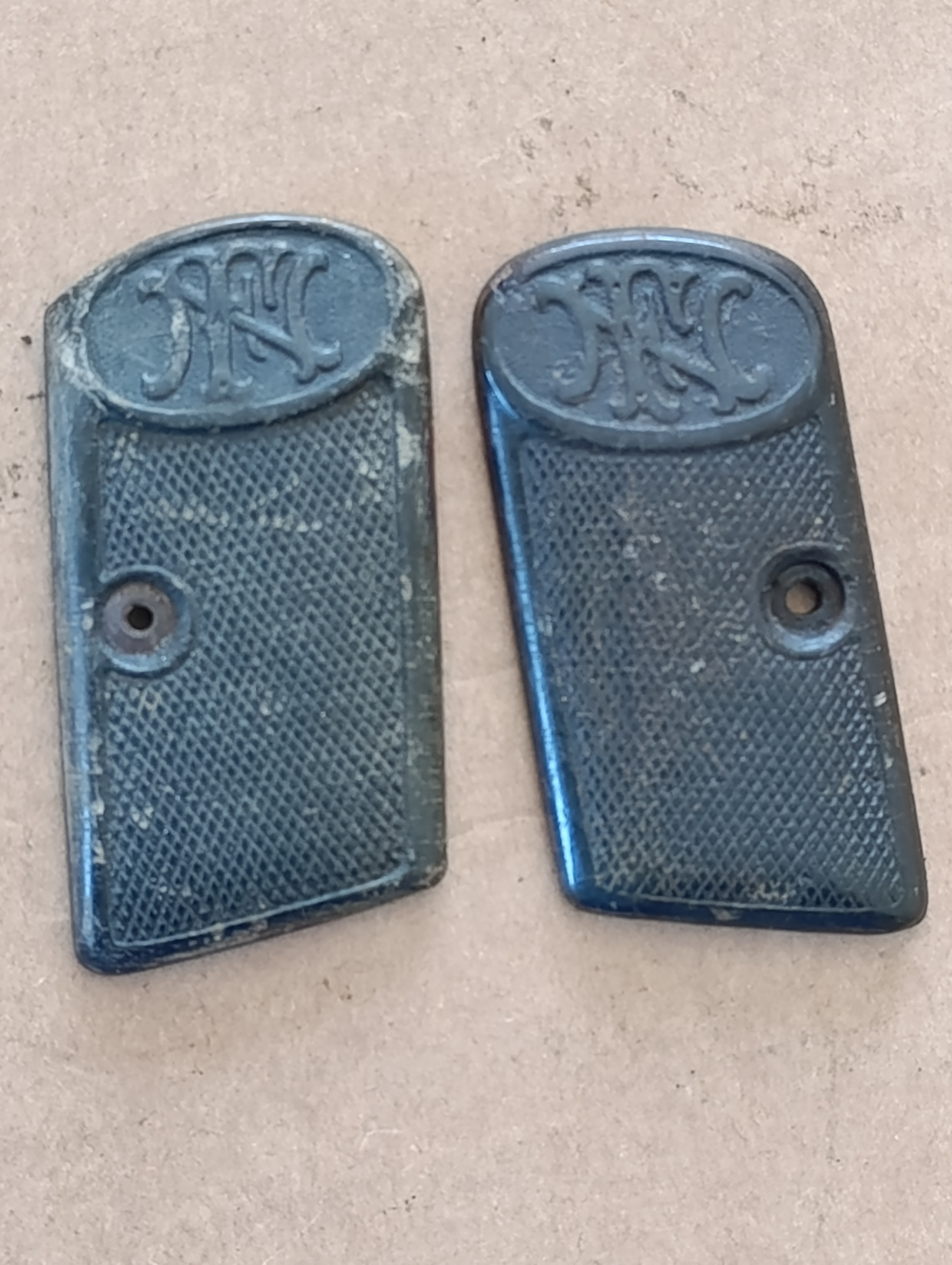 Griffschalen für Pistole FN 1906 Kal. 6,35