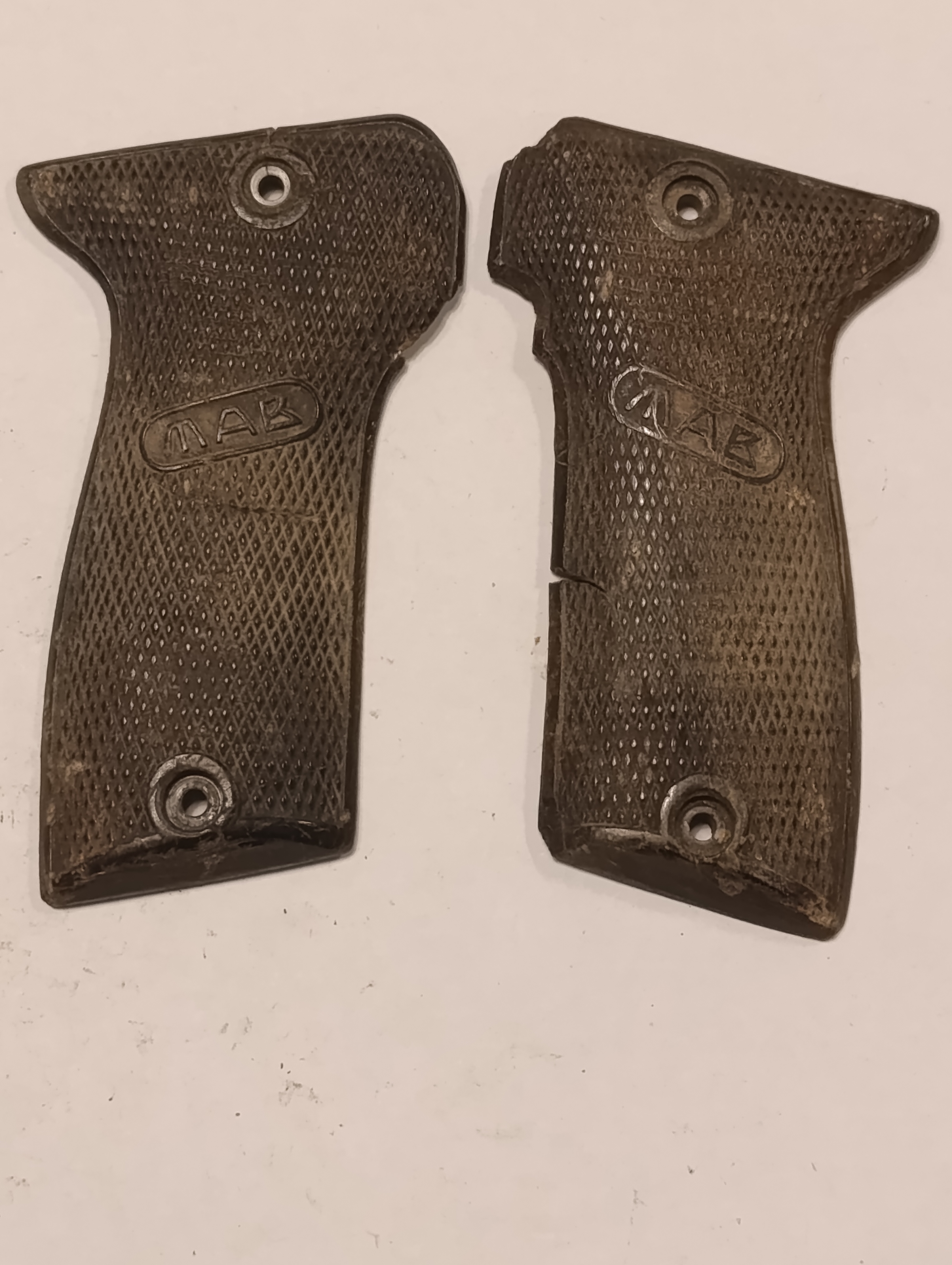 Griffschalen für MAB Modell C WK2