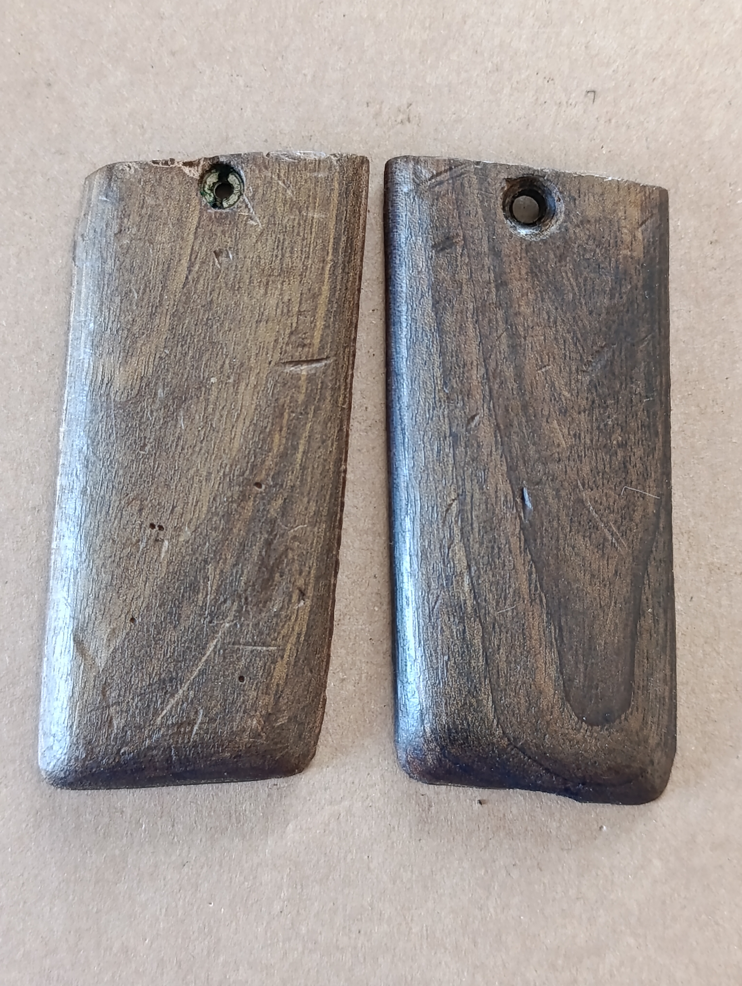 Griffschalen für Steyr M 1912