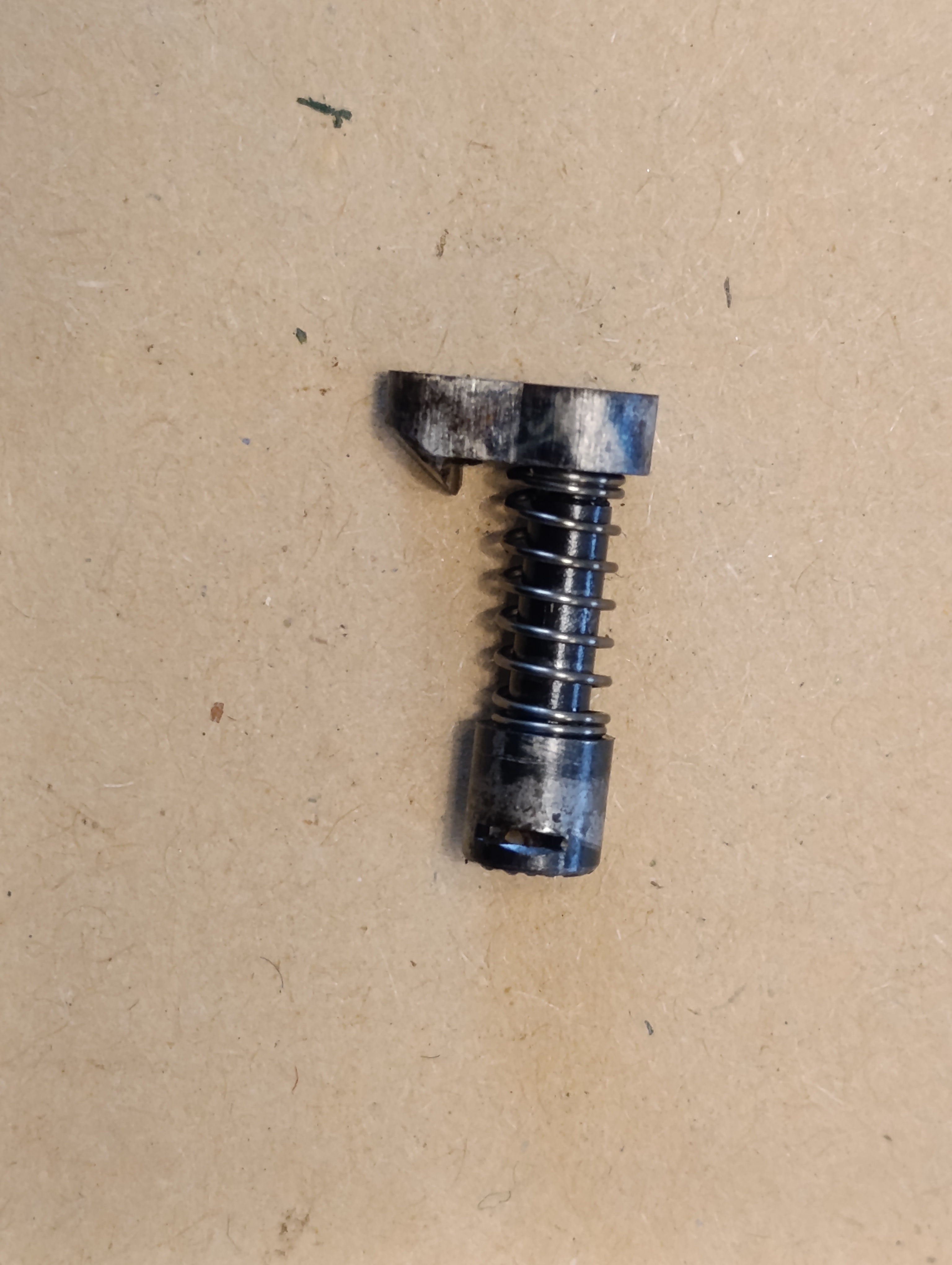 Magazindrücker + Magazinhalter für Pistole MAB Modell D