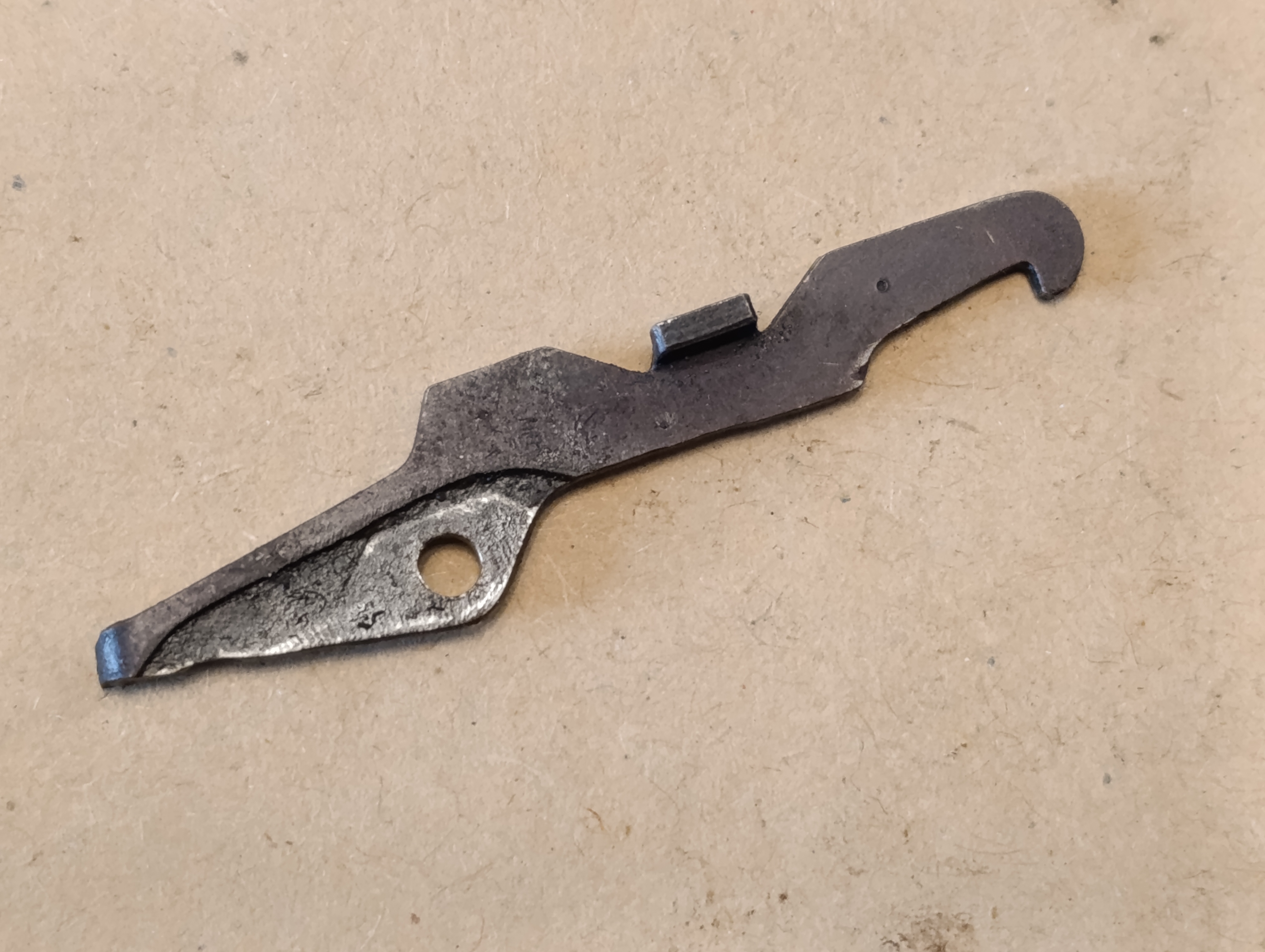 Auswerfer für Pistole Mauser HSC 7,65