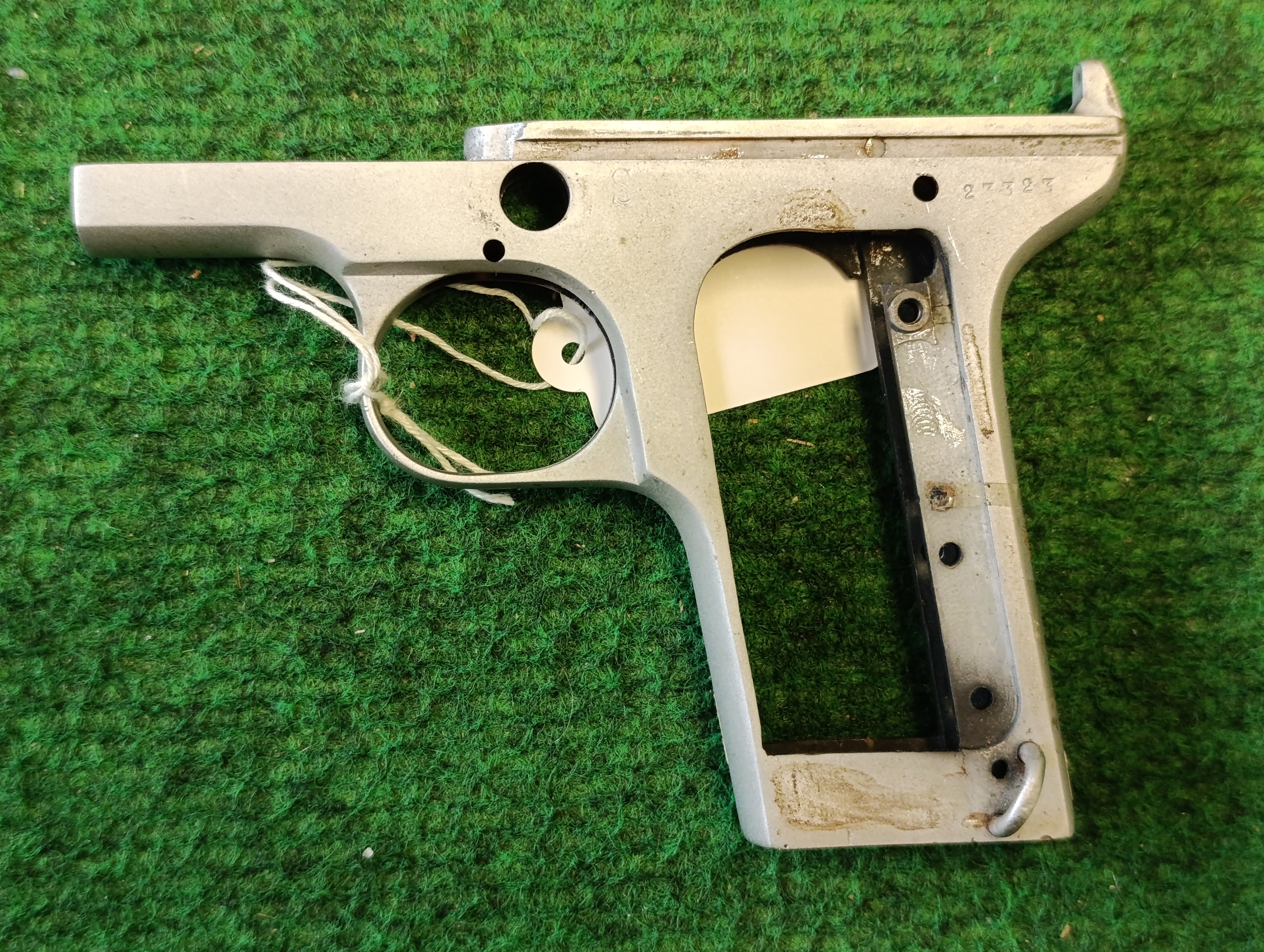 Griffstück für Pistole Beretta 1915