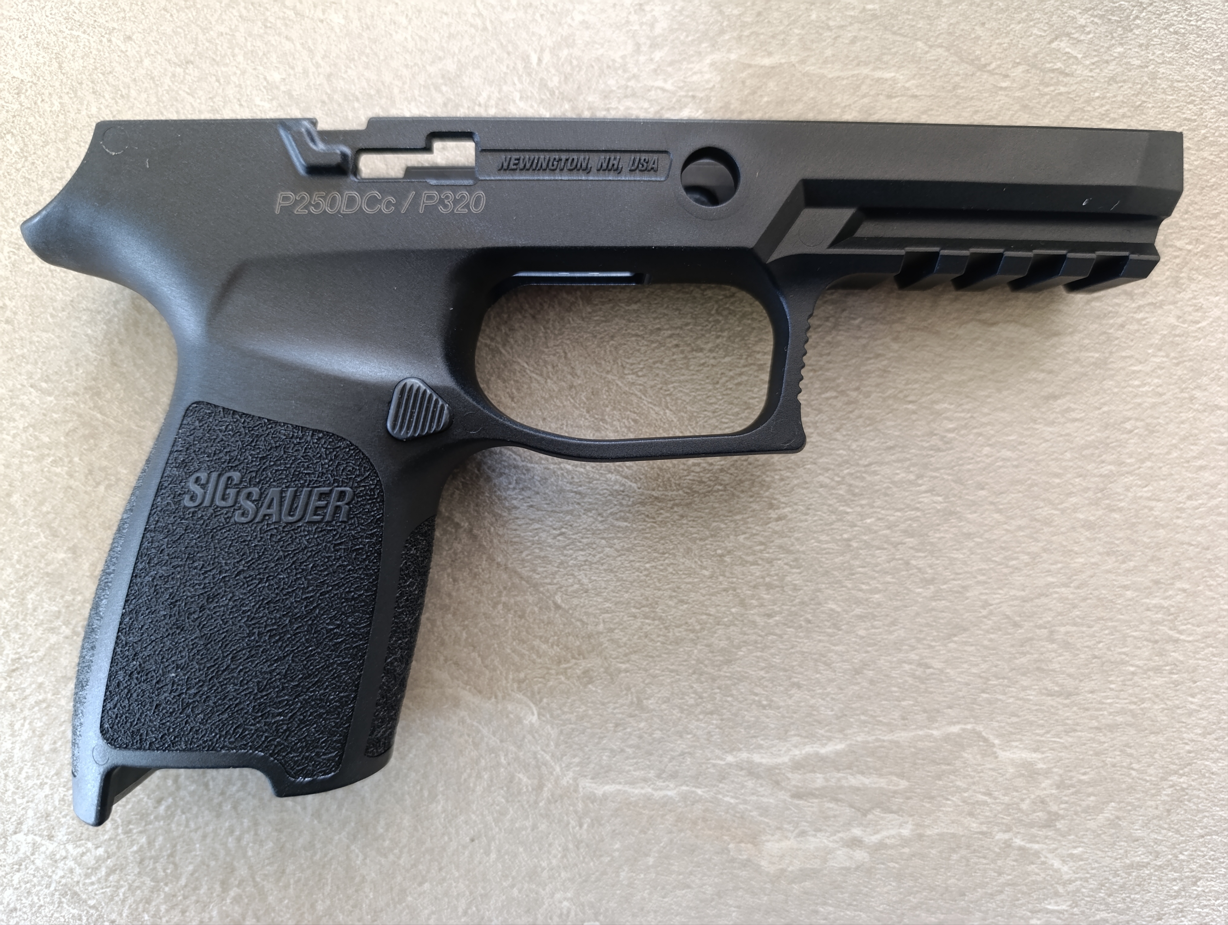 Abverkauf Griffstück SIG P 250/320 Compact Small .45 Auto